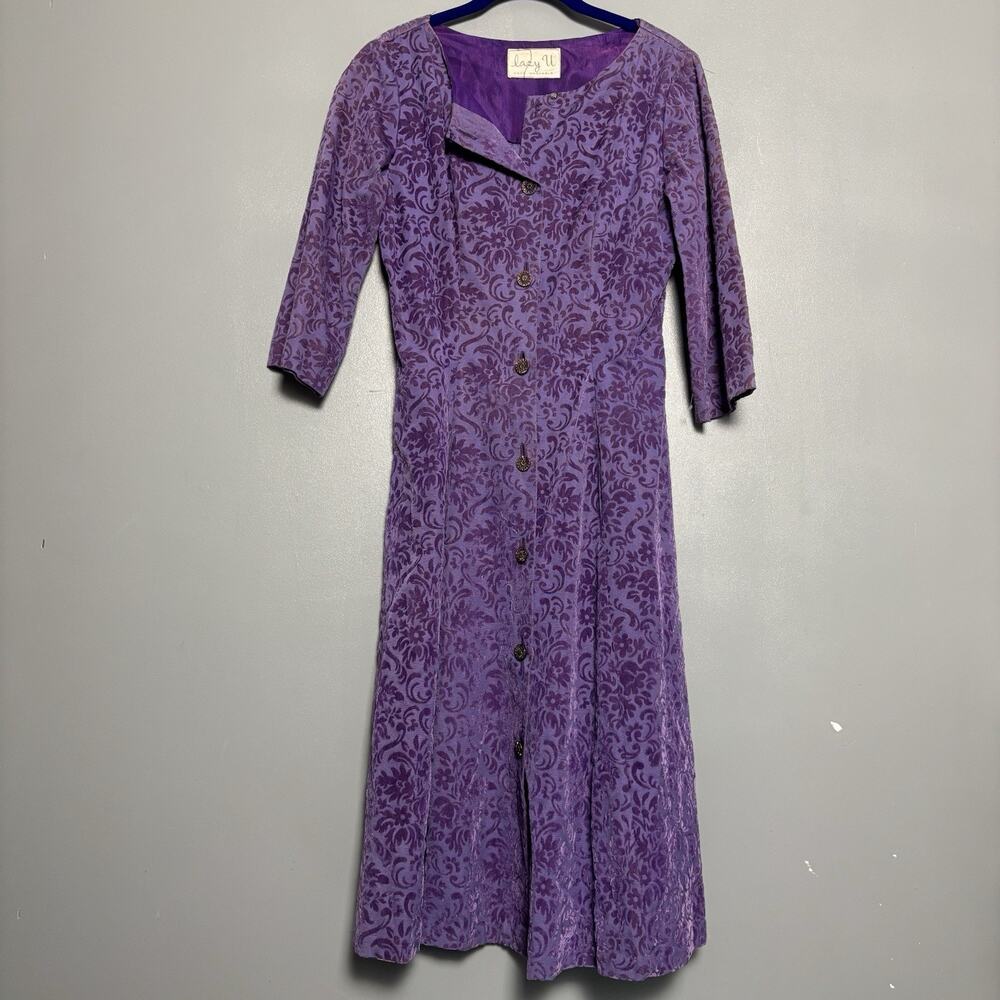 Women’s 1950s Purple Flocked Velvet "Lazy U" Hostess Dress with Glass Buttons S